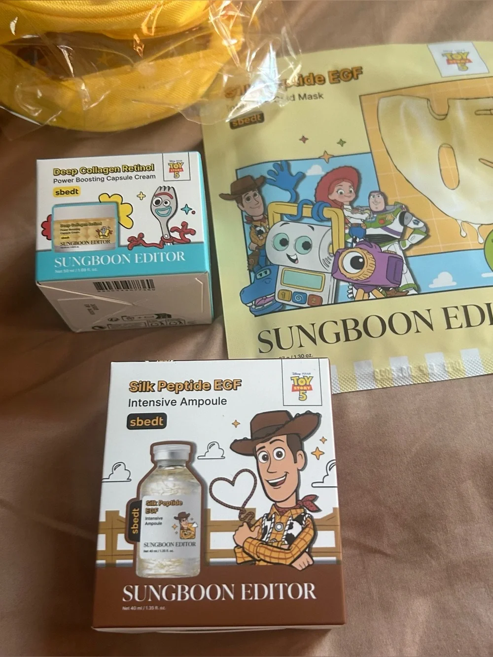 Toy Story 5 Edition EGF Collagen Trio + make up bag